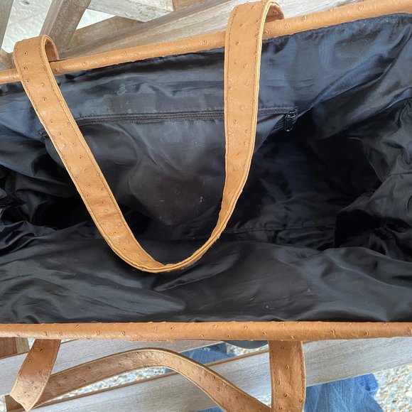 Calvin Klein Large Brown Travel Tote Duffle Weekend Bag - Picture 3 of 3